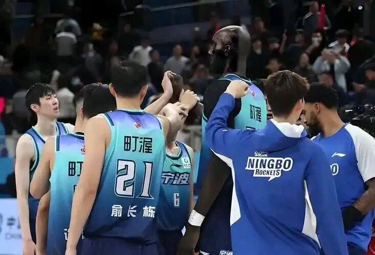 500万彩票网-连胜终结者？山东高速主场迎黑马宁波最强考验